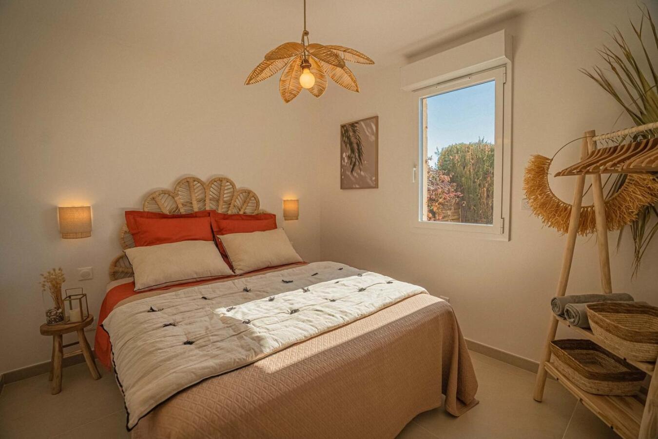 Logement Vue Mer Splendide - Situe A 50 Metres Du Bord De Mer Et 2 Minutes Des Plages - Bandolina Zewnętrze zdjęcie